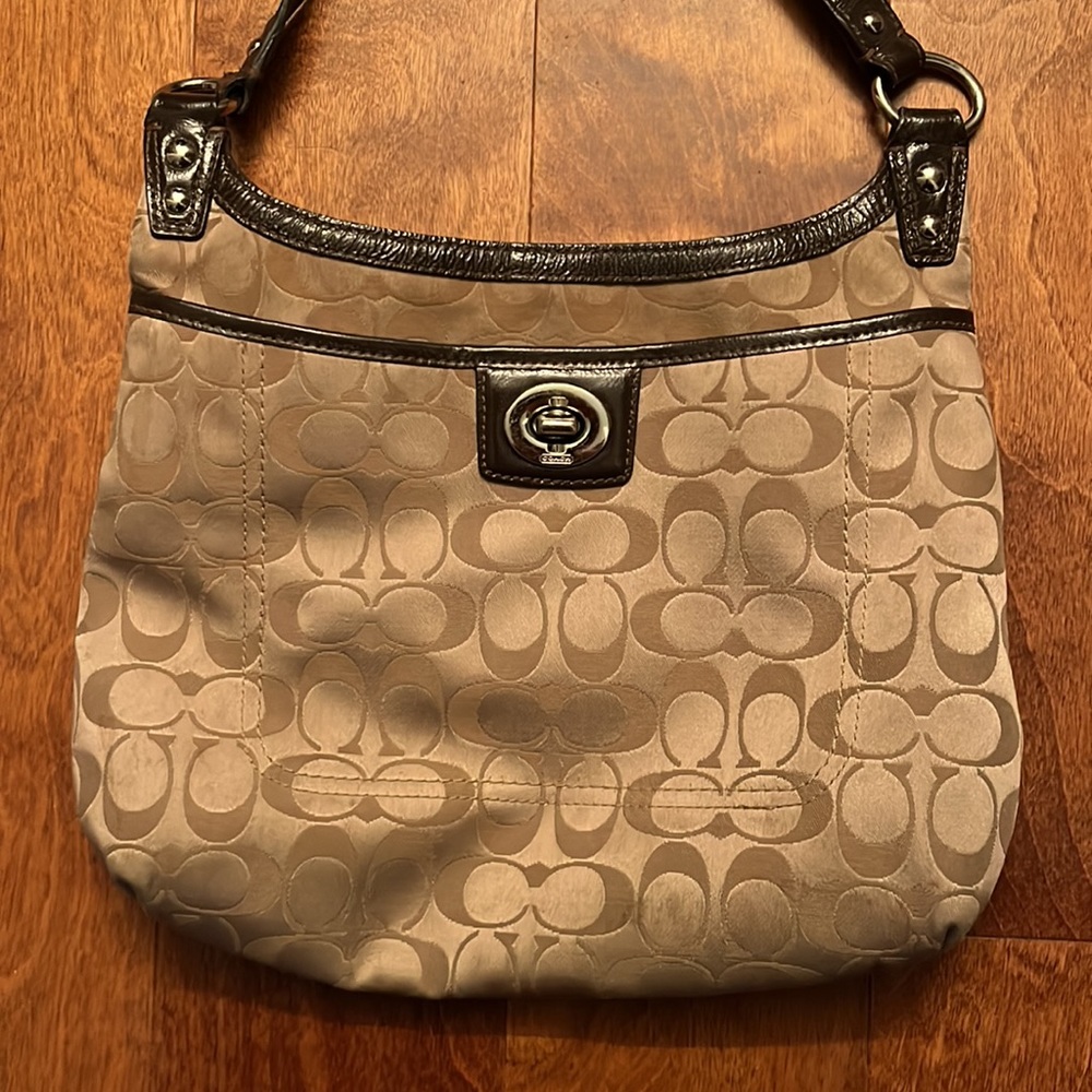 Coach Bag - Picture 2 of 5